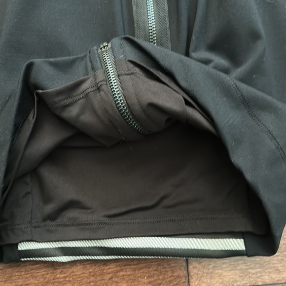 Bebe Bodycon Silver Black Stripe Back-Zip Dress S NWOT - Picture 4 of 8